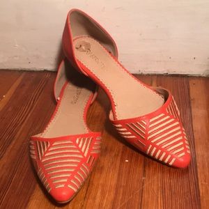 Cute orange flats, size 9, never worn